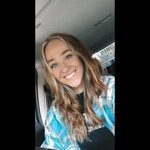 Meet your Posher, Britni